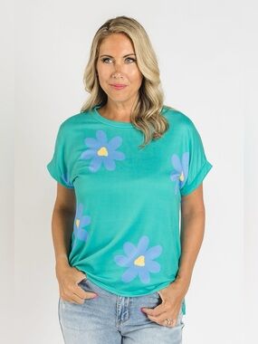Darling Daisy Print Tee (NWT) 🍒 Floral Turquoise, Size Small